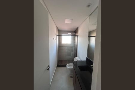 Casa de condomínio para alugar com 75m², 2 quartos e 2 vagas Casa de condomínio para alugar com 75m², 2 quartos e 2 vagasBanheiro