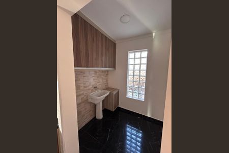 Área de Serviço de casa de condomínio para alugar com 2 quartos, 75m² em Jardim Petropolis, Cotia