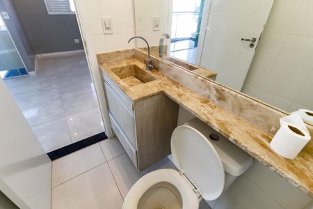 Apartamento para alugar com 70m², 2 quartos e 2 vagas Apartamento para alugar com 70m², 2 quartos e 2 vagasBanheiro Corredor