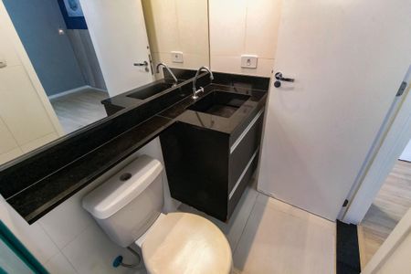 Apartamento para alugar com 70m², 2 quartos e 2 vagas Apartamento para alugar com 70m², 2 quartos e 2 vagasBanheiro da Suíte