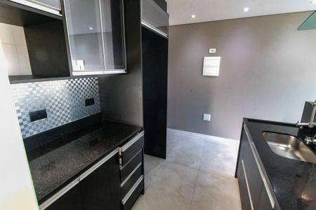 Apartamento para alugar com 70m², 2 quartos e 2 vagas Apartamento para alugar com 70m², 2 quartos e 2 vagasCozinha - Armários