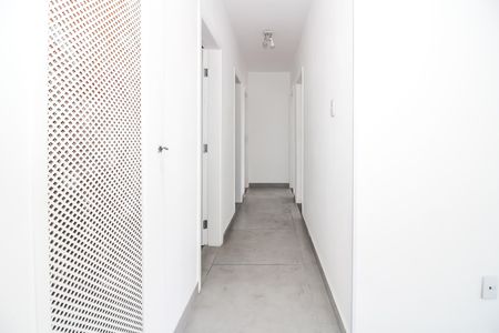 Corredor de apartamento para alugar com 3 quartos, 110m² em Bom Retiro, São Paulo