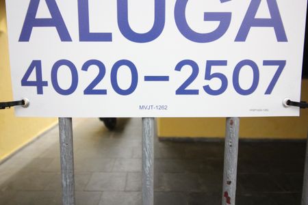 Placa  de casa para alugar com 3 quartos, 150m² em Jardim D’abril, Osasco