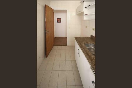 Cozinha de apartamento à venda com 2 quartos, 60m² em Vila Ivone, São Paulo