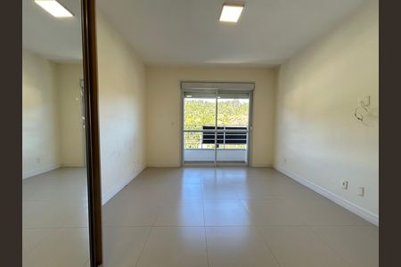 Casa de condomínio para alugar com 205m², 3 quartos e 3 vagas Casa de condomínio para alugar com 205m², 3 quartos e 3 vagasSuíte 3