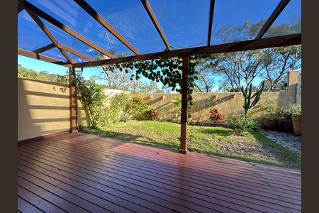 Casa de condomínio para alugar com 205m², 3 quartos e 3 vagas Casa de condomínio para alugar com 205m², 3 quartos e 3 vagasJardim