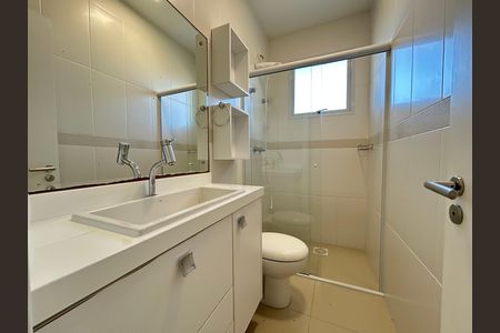 Casa de condomínio para alugar com 205m², 3 quartos e 3 vagas Casa de condomínio para alugar com 205m², 3 quartos e 3 vagasBanheiro suíte 1