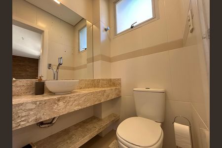 Casa de condomínio para alugar com 205m², 3 quartos e 3 vagas Casa de condomínio para alugar com 205m², 3 quartos e 3 vagasLavabo