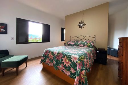 Casa de condomínio à venda com 245m², 4 quartos e 6 vagas Casa de condomínio à venda com 245m², 4 quartos e 6 vagasSuite 1