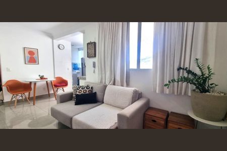 Foto 02 de apartamento à venda com 2 quartos, 51m² em Castelo, Belo Horizonte