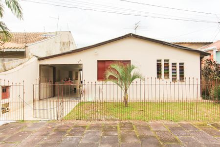 Casa para alugar com 199m², 3 quartos e 3 vagas Casa para alugar com 199m², 3 quartos e 3 vagasFachada