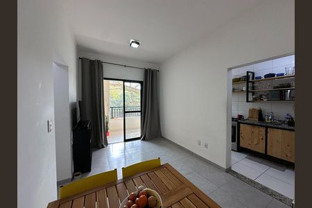 Apartamento para alugar com 65m², 2 quartos e 1 vaga Apartamento para alugar com 65m², 2 quartos e 1 vagaSala