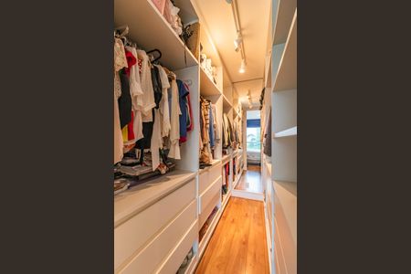 Apartamento para alugar com 124m², 3 quartos e 2 vagas Apartamento para alugar com 124m², 3 quartos e 2 vagasSuíte 3