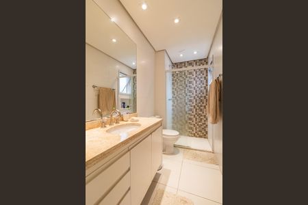 Apartamento para alugar com 124m², 3 quartos e 2 vagas Apartamento para alugar com 124m², 3 quartos e 2 vagasBanheiro da Suíte 3