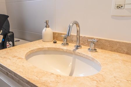 Apartamento para alugar com 124m², 3 quartos e 2 vagas Apartamento para alugar com 124m², 3 quartos e 2 vagasBanheiro da Suíte 1