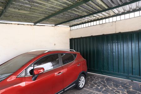Casa à venda com 313m², 3 quartos e 2 vagasGaragem