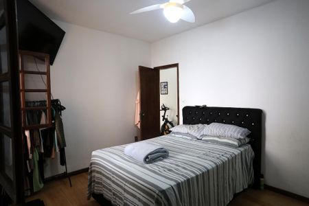 Casa à venda com 313m², 3 quartos e 2 vagasSuíte