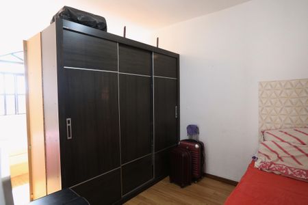 Casa à venda com 313m², 3 quartos e 2 vagasQuarto 1