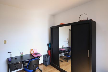 Casa à venda com 313m², 3 quartos e 2 vagasQuarto