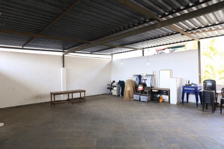 Casa à venda com 313m², 3 quartos e 2 vagasTerraço