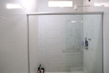Casa à venda com 313m², 3 quartos e 2 vagasBanheiro da Suíte