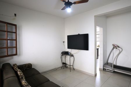 Casa à venda com 313m², 3 quartos e 2 vagasSala