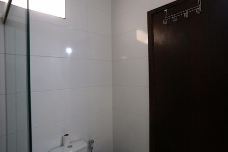 Casa à venda com 313m², 3 quartos e 2 vagasBanheiro