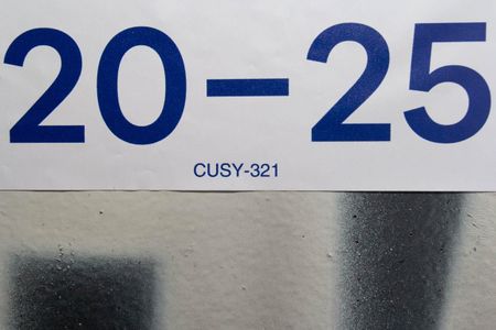 Casa à venda com 250m², 4 quartos e 10 vagas Casa à venda com 250m², 4 quartos e 10 vagasPlaca
