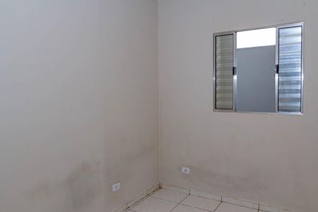 Casa à venda com 4 quartos, 250m² em Vila Tolstoi, São Paulo