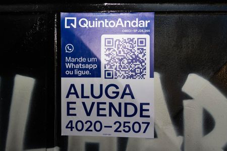 Casa à venda com 4 quartos, 250m² em Vila Tolstoi, São Paulo