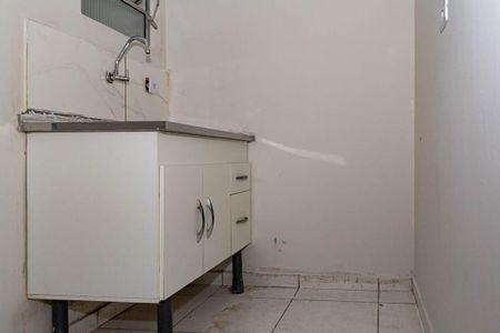 Casa à venda com 4 quartos, 250m² em Vila Tolstoi, São Paulo