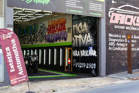 Casa à venda com 4 quartos, 250m² em Vila Tolstoi, São Paulo