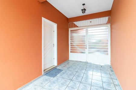 Garagem de casa para alugar com 3 quartos, 300m² em Santa Teresinha, São Paulo