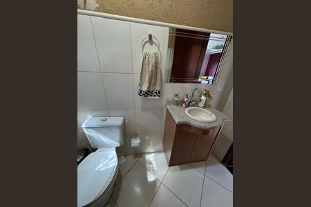 Casa à venda com 390m², 6 quartos e 7 vagas Casa à venda com 390m², 6 quartos e 7 vagasLavabo 1 Anexo 1