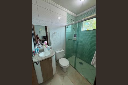 Casa à venda com 390m², 6 quartos e 7 vagas Casa à venda com 390m², 6 quartos e 7 vagasBanheiro da Suíte 3 Anexo 1