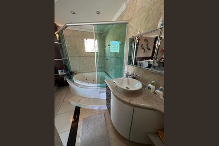 Casa à venda com 390m², 6 quartos e 7 vagas Casa à venda com 390m², 6 quartos e 7 vagasBanheiro da Suíte master Anexo 1