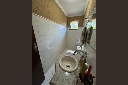 Casa à venda com 390m², 6 quartos e 7 vagas Casa à venda com 390m², 6 quartos e 7 vagasLavabo 1 Anexo 1