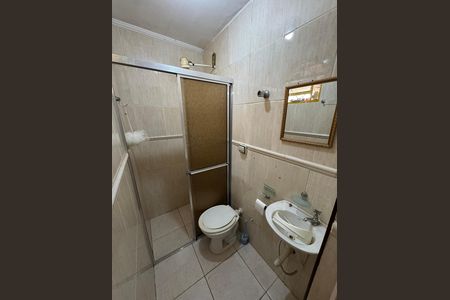 Casa à venda com 390m², 6 quartos e 7 vagas Casa à venda com 390m², 6 quartos e 7 vagasBanheiro da Suíte 4 Anexo 2