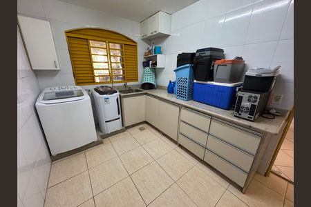 Área de Serviço de casa à venda com 6 quartos, 390m² em Conjunto 20, Brasília