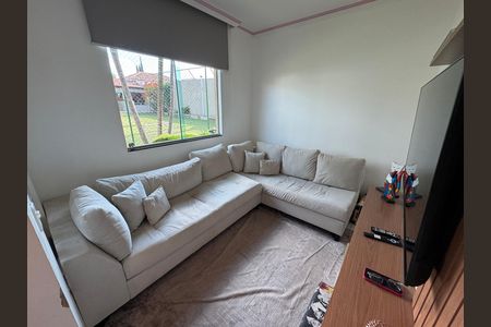 Casa à venda com 390m², 6 quartos e 7 vagas Casa à venda com 390m², 6 quartos e 7 vagasSala de TV Anexo 1