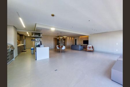 Apartamento para alugar com 227m², 3 quartos e 4 vagasSala