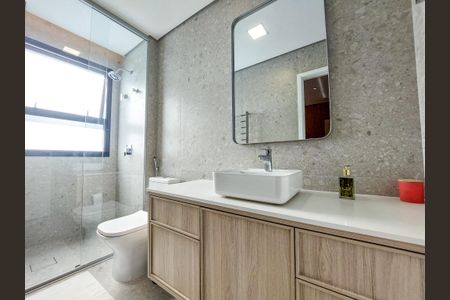 Apartamento para alugar com 227m², 3 quartos e 4 vagasBanheiro da Suíte 2