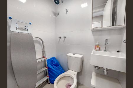 Apartamento para alugar com 227m², 3 quartos e 4 vagasBanheiro de serviço