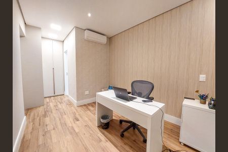 Apartamento para alugar com 227m², 3 quartos e 4 vagasSuíte 1