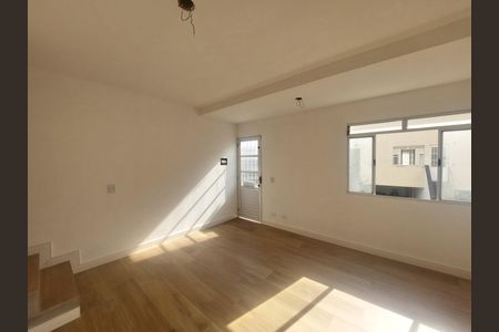 Casa de Condomínio à venda com 3 quartos, 98m² em Vila Sao Paulo, São Paulo