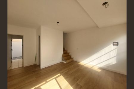 Sala de casa de condomínio à venda com 3 quartos, 98m² em Vila Sao Paulo, São Paulo