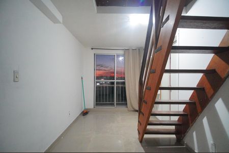 sala de apartamento para alugar com 2 quartos, 110m² em Santos Dumont, São Leopoldo