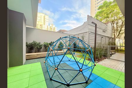 Studio à venda com 28m², 1 quarto e sem vaga Studio à venda com 28m², 1 quarto e sem vagaPlayground