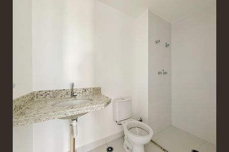 Studio à venda com 28m², 1 quarto e sem vaga Studio à venda com 28m², 1 quarto e sem vagaBanheiro