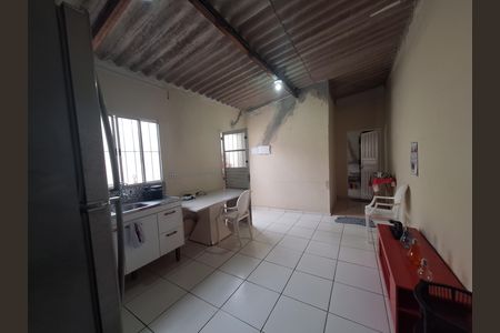 Casa para alugar com 100m², 2 quartos e 1 vaga